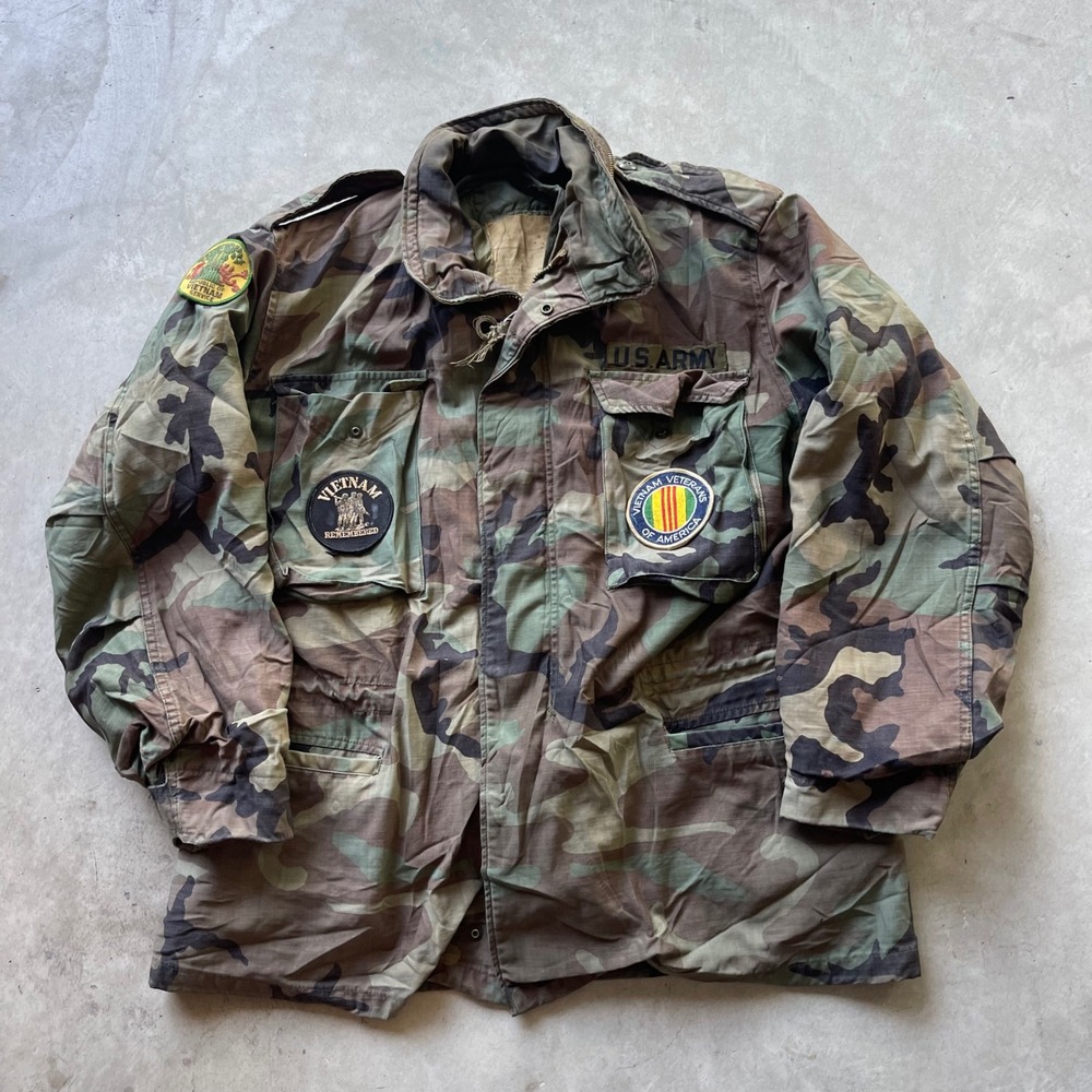 Vintage Alpha Industries M-65 Field Jacket Camo Vietnam Veteran POW-MIA Medium